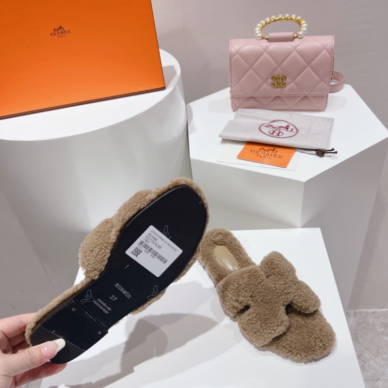 Hermes Slippers